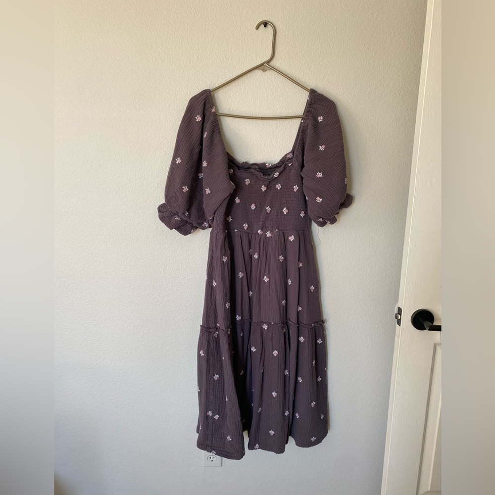 Midi Dress with Puff Sleeves in Mauve Floral